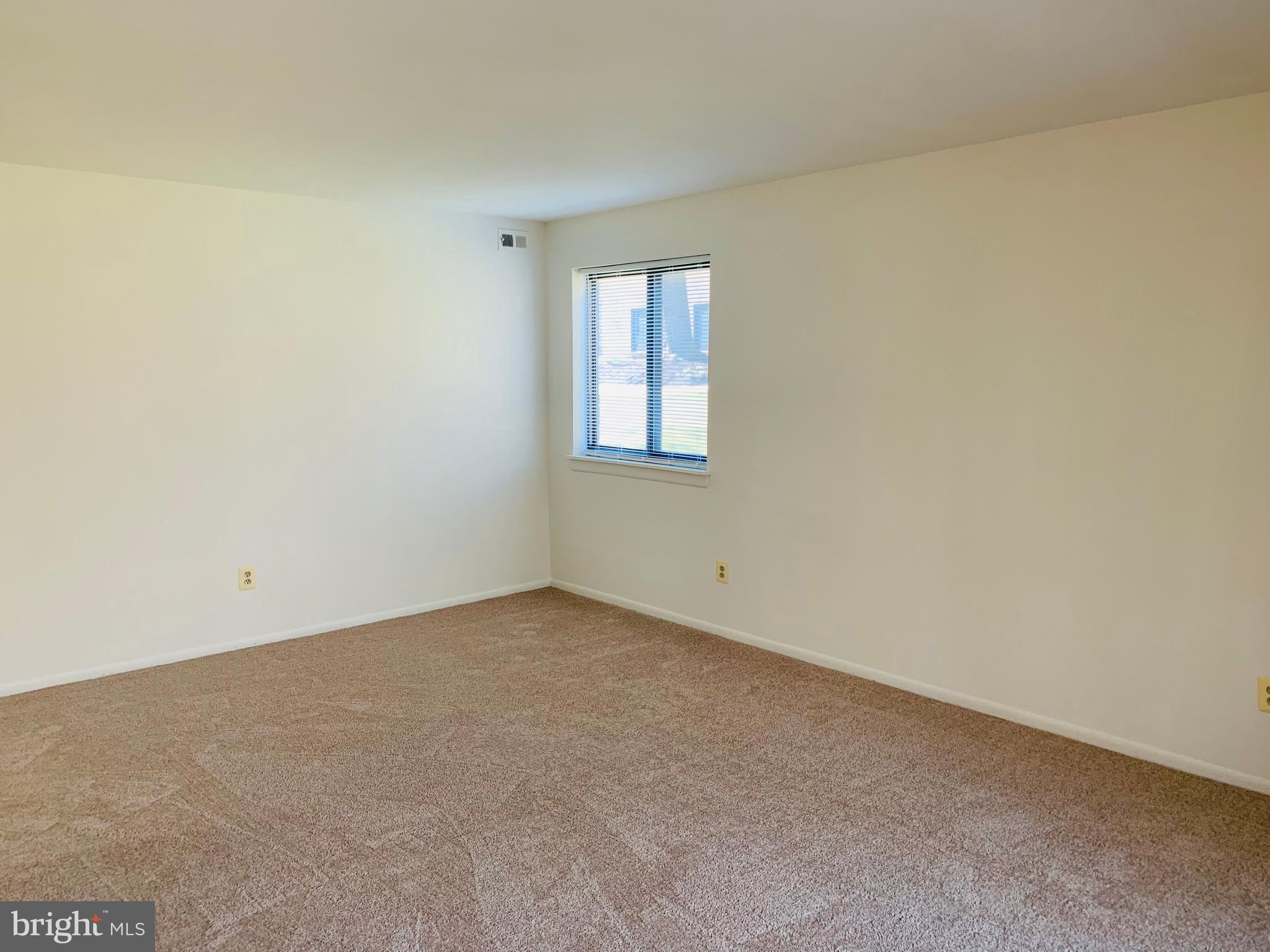 VILLAGE OF LONG REACH - Residential