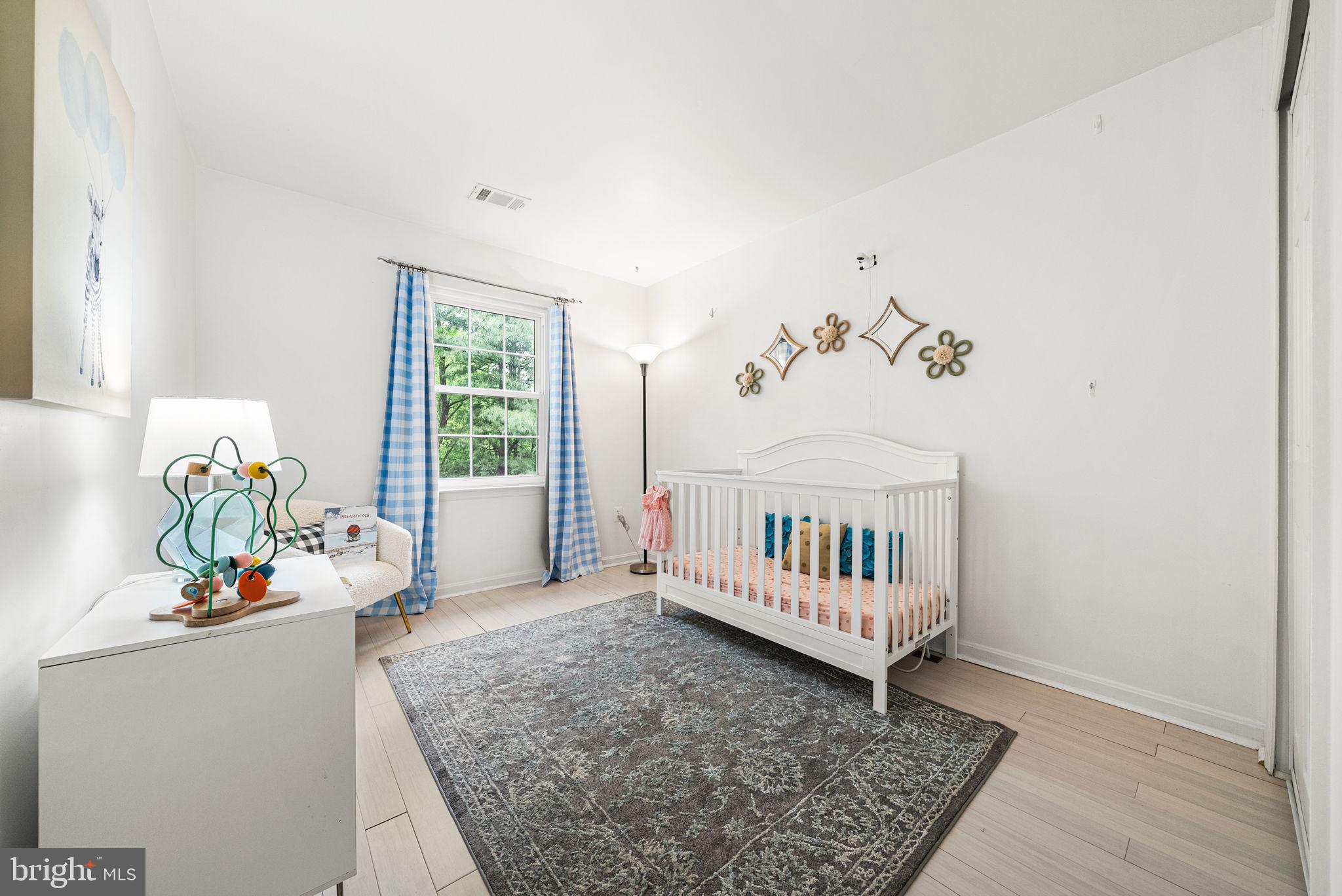 PARADISE/BULL RUN - Residential
