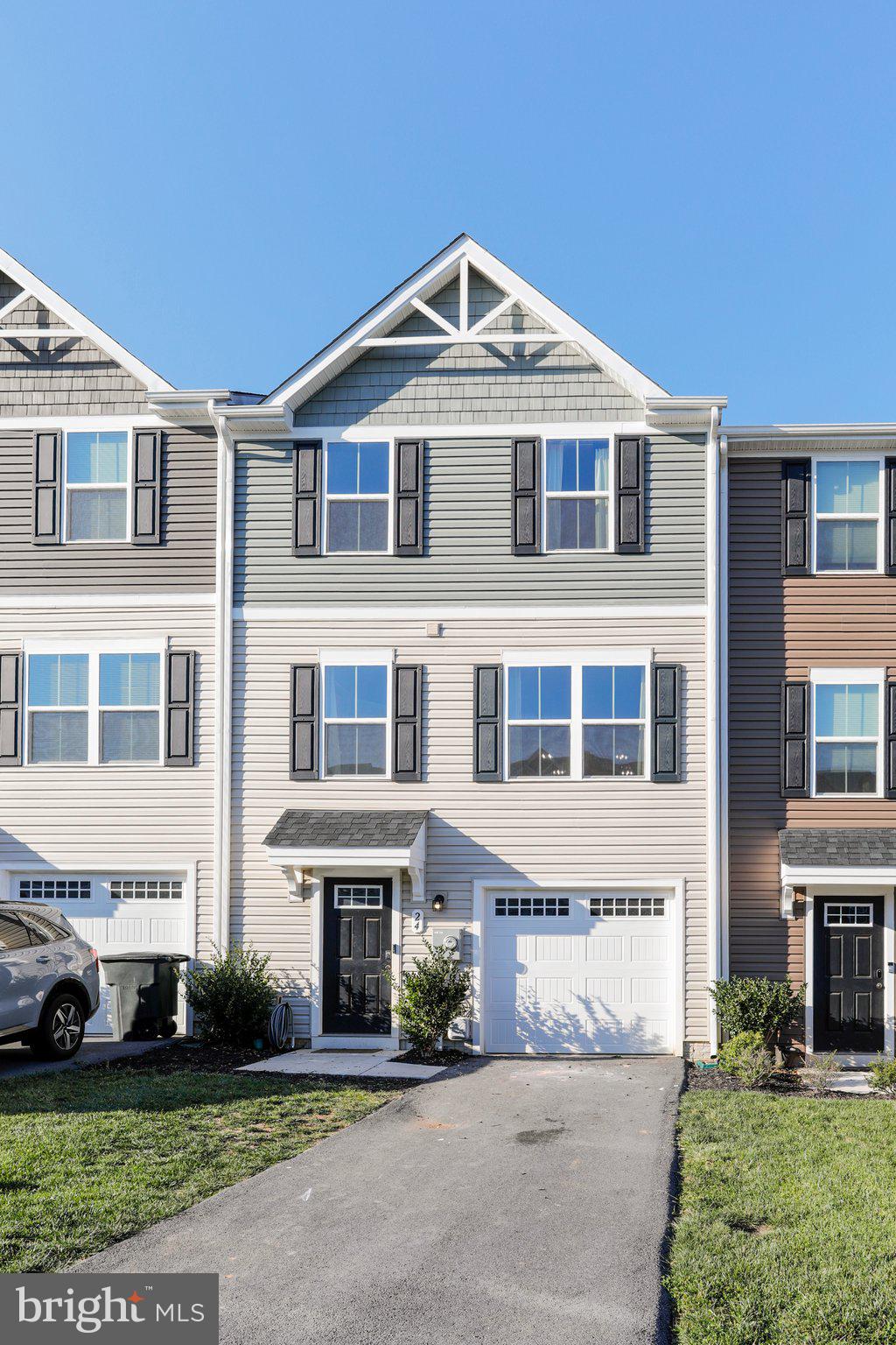 STONECREST - Residential