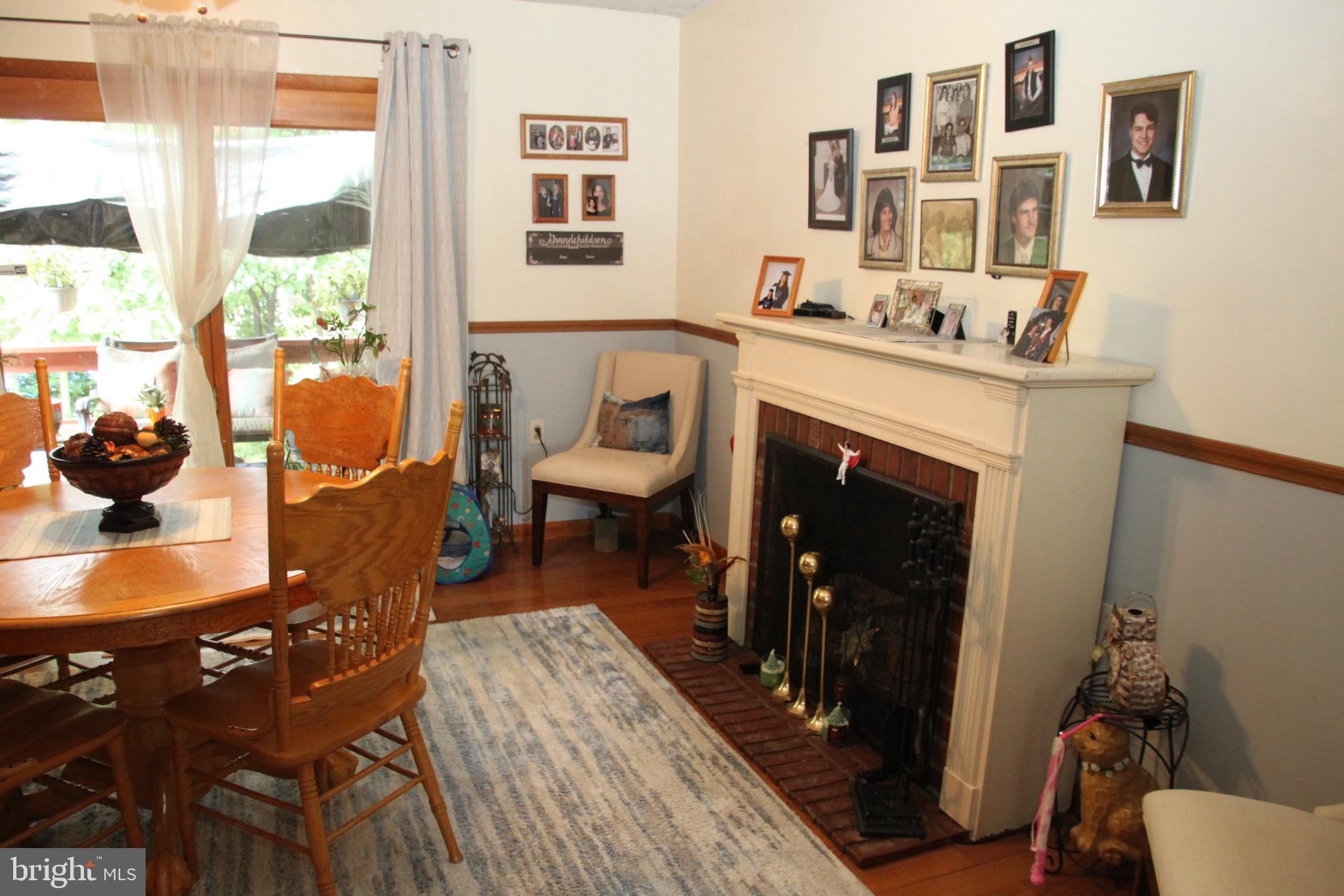 637 MIMOSA DRIVE
