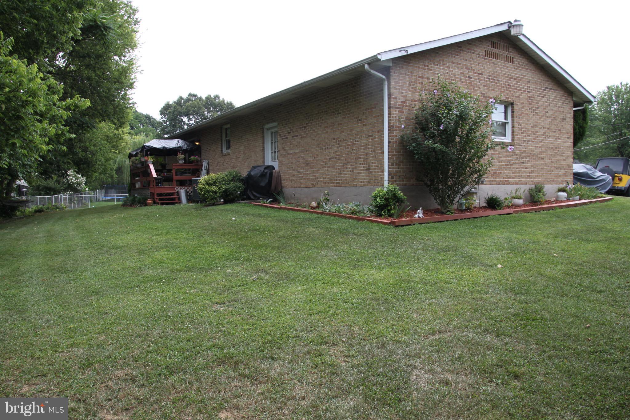 637 MIMOSA DRIVE