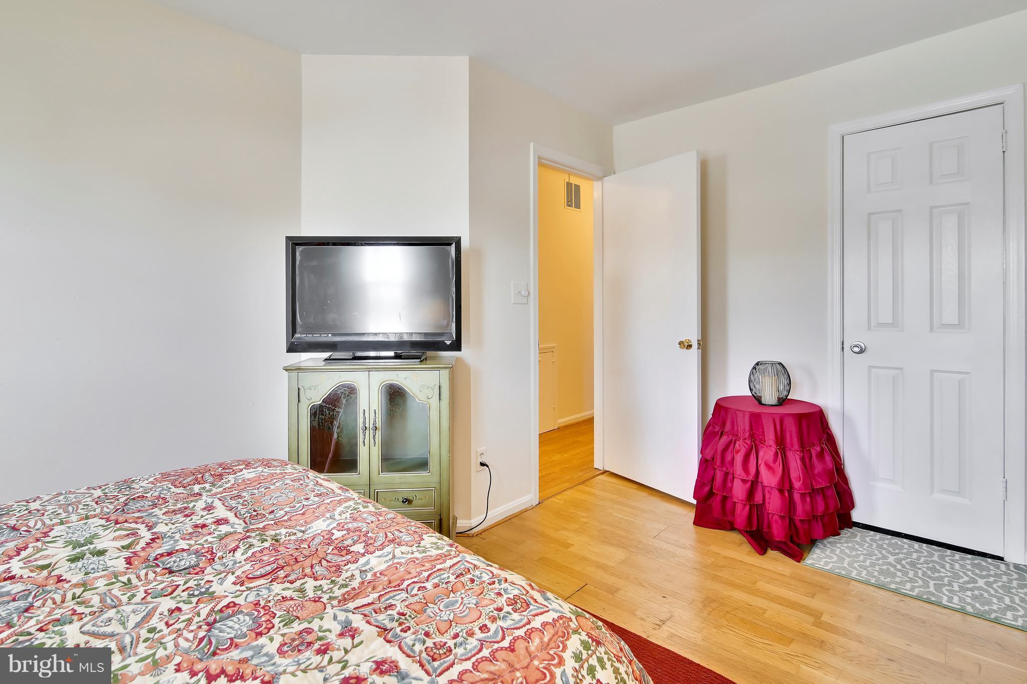 FRIENDLY ACRES - Residential