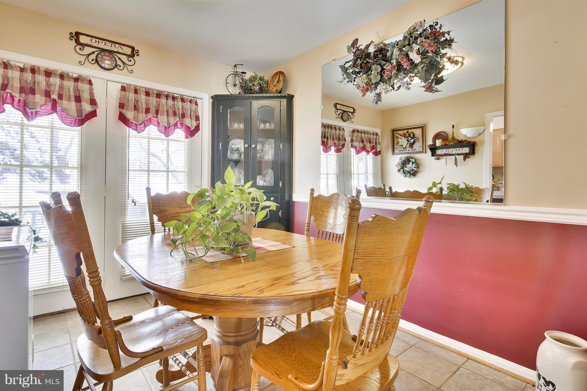 FRIENDLY ACRES - Residential