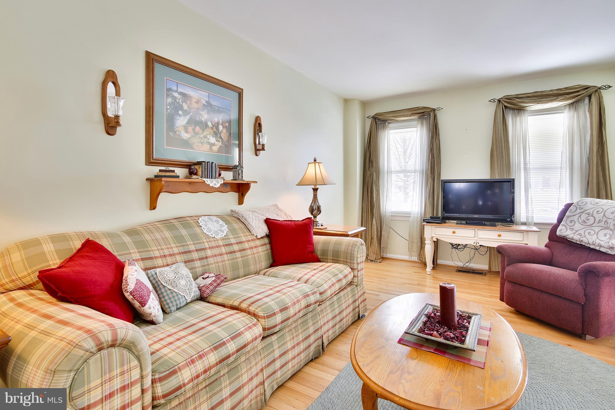 FRIENDLY ACRES - Residential