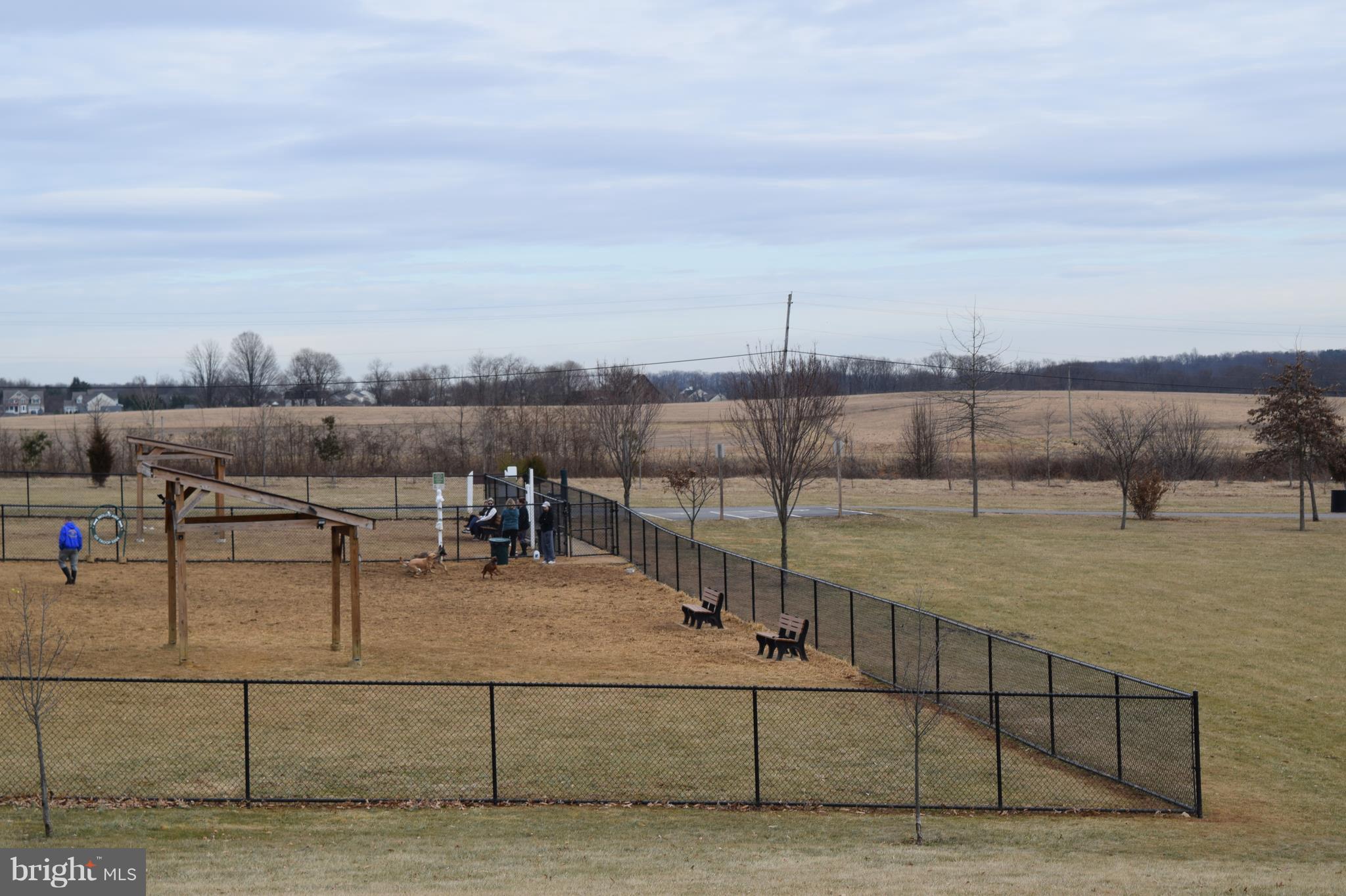 FRIENDLY ACRES - Residential