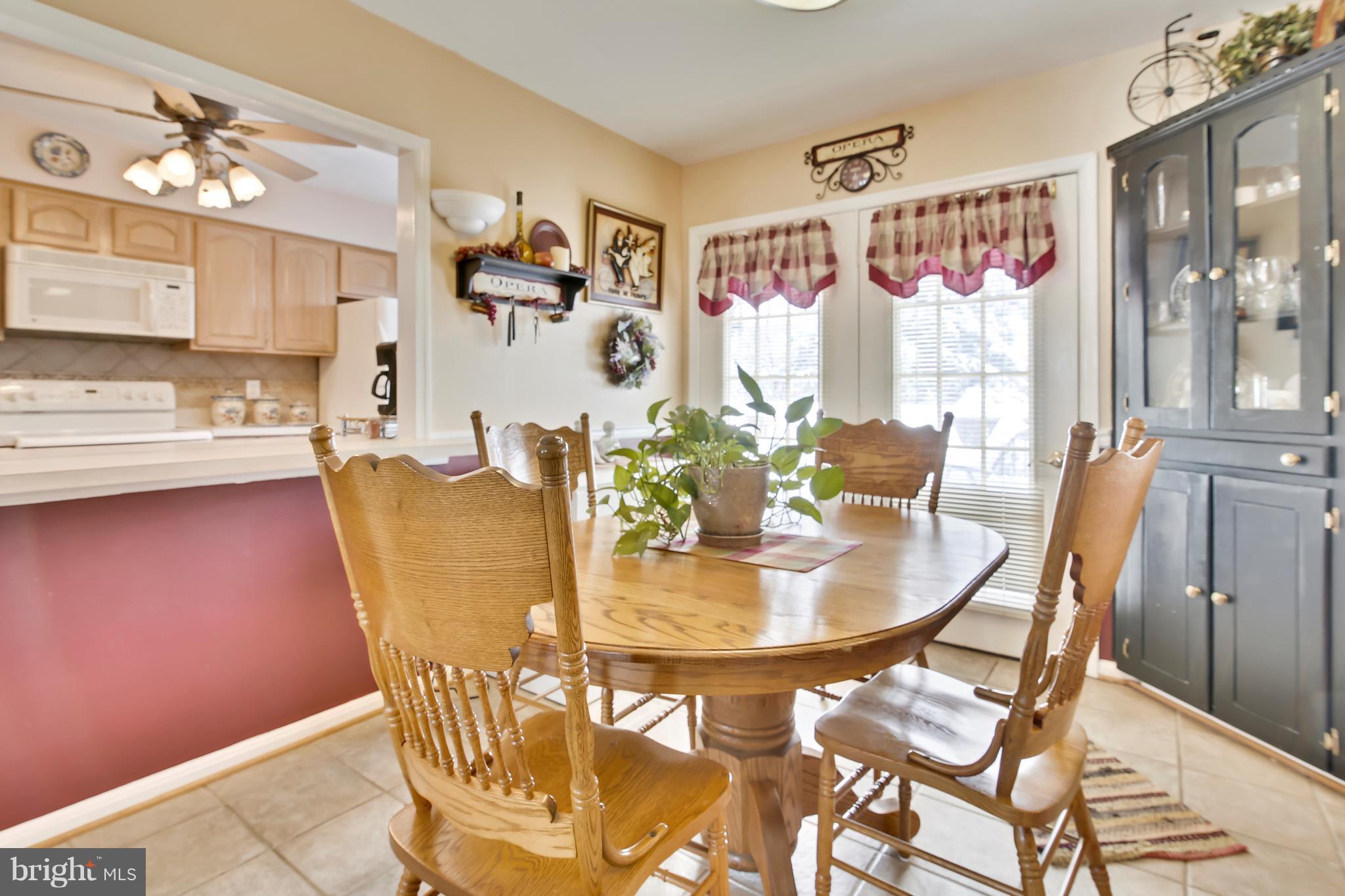 FRIENDLY ACRES - Residential