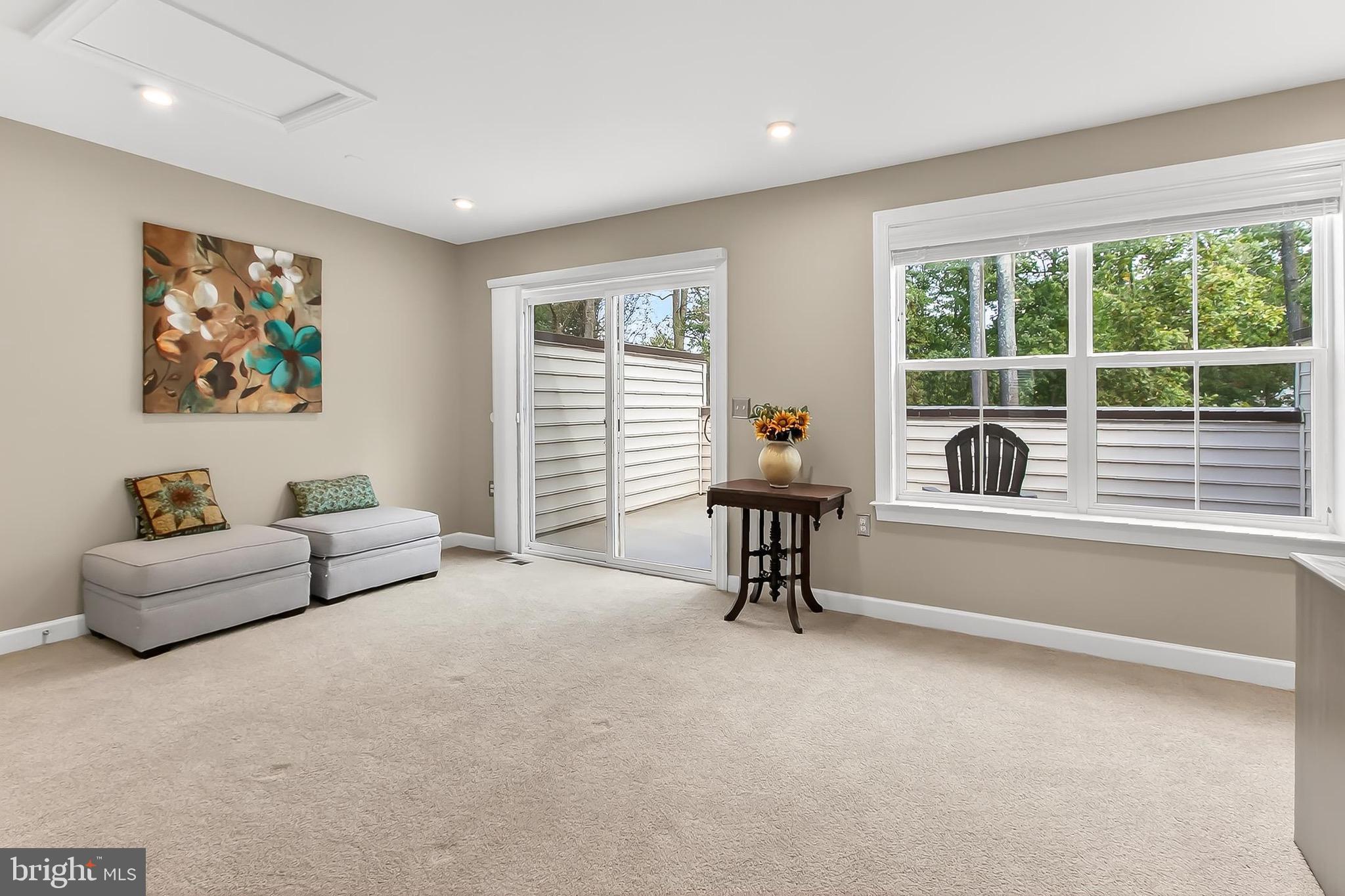 PENDER OAKS - Residential