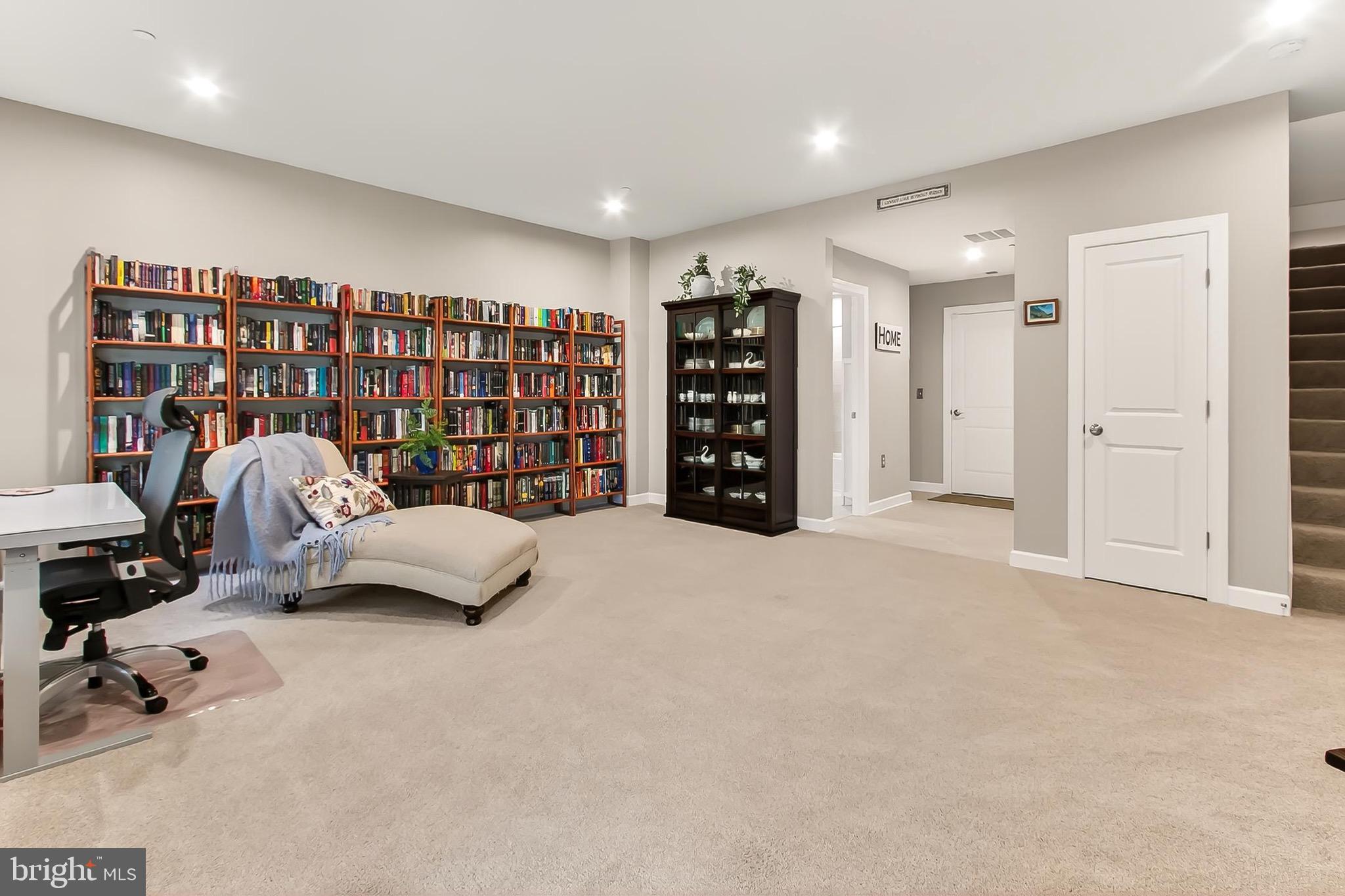 PENDER OAKS - Residential