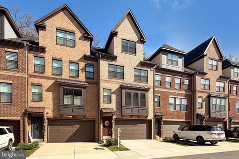 3795 RAINIER DRIVE FAIRFAX VA 22033