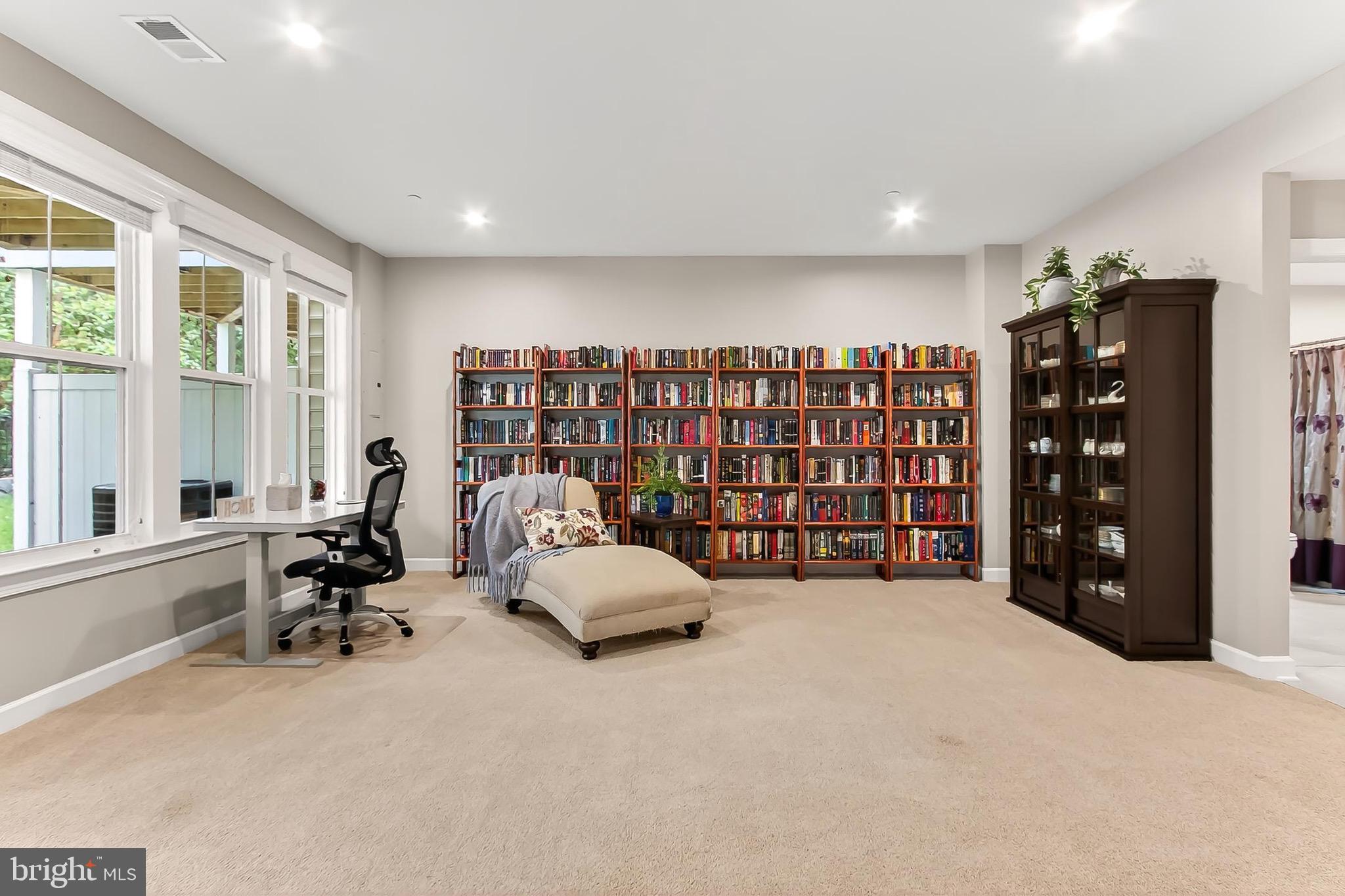 PENDER OAKS - Residential