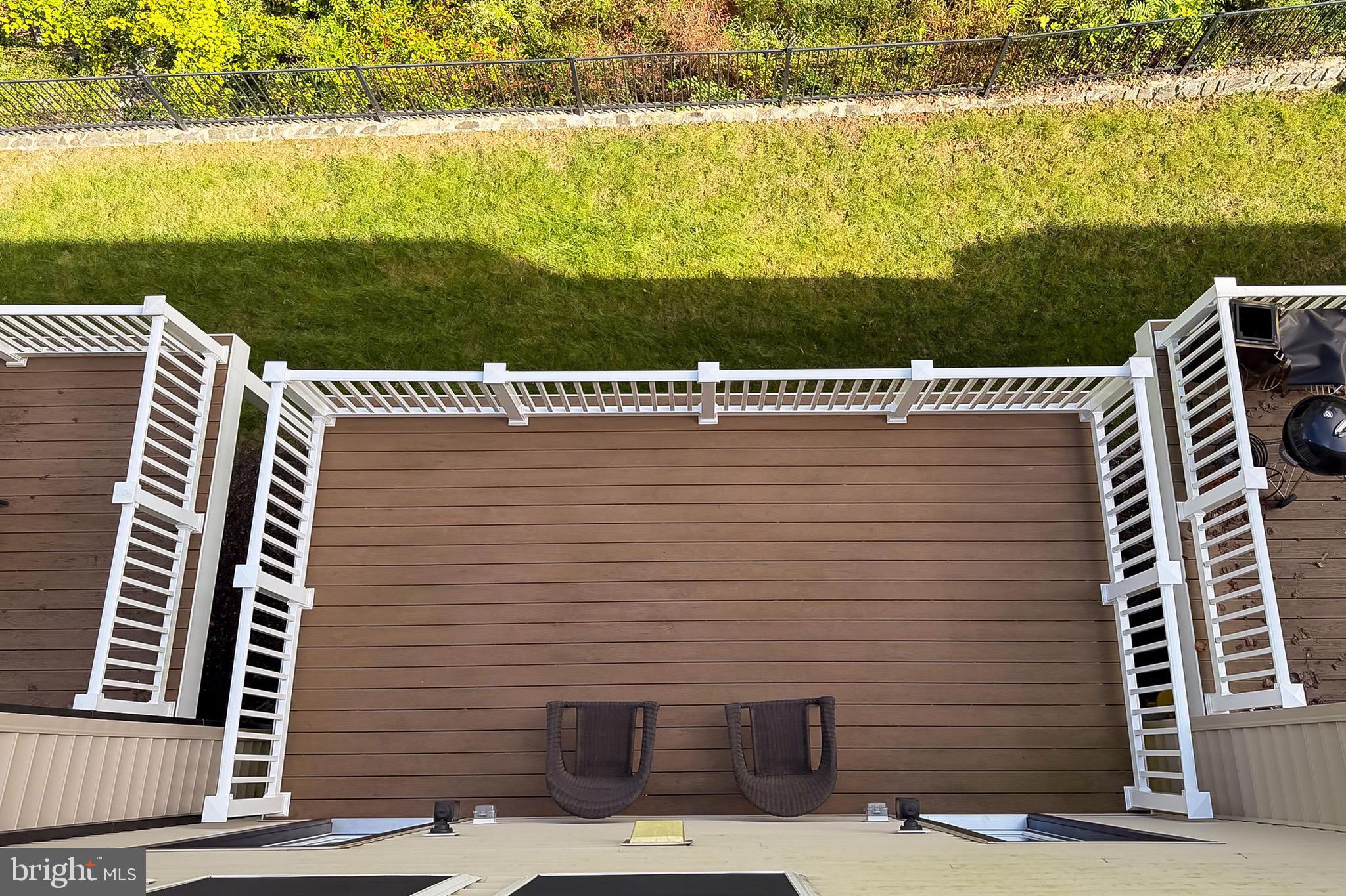 PENDER OAKS - Residential