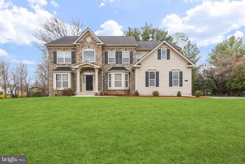 27 TAMAR COURT LAWRENCEVILLE NJ 08648