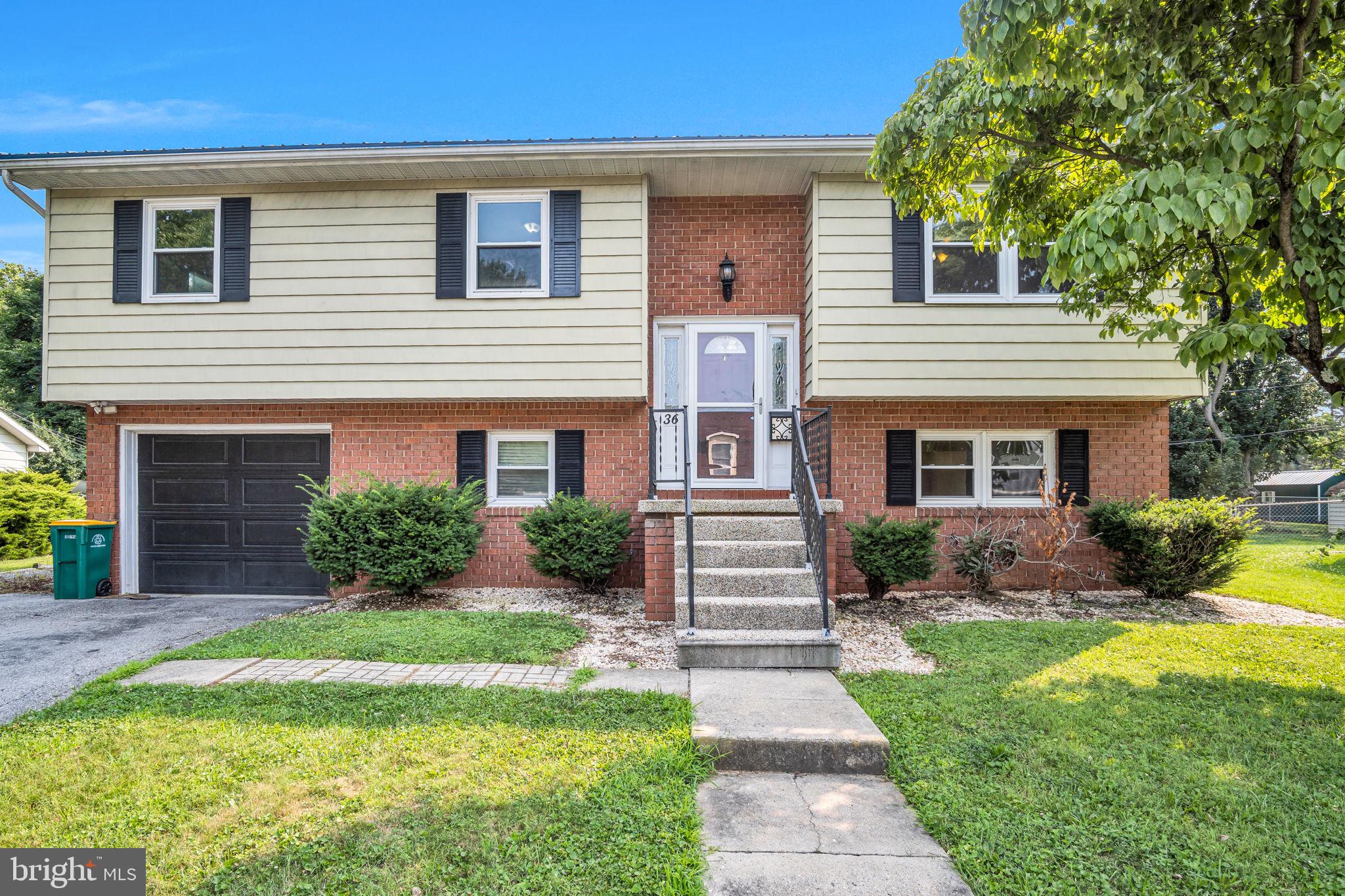 36 EDGELEA DRIVE