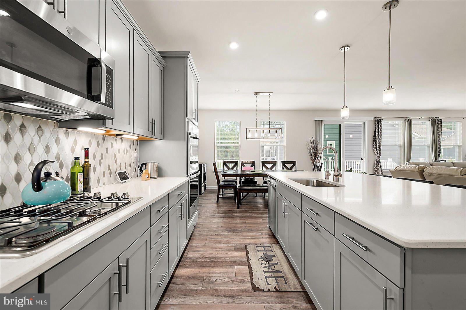 GLEN RIDDLE - Residential