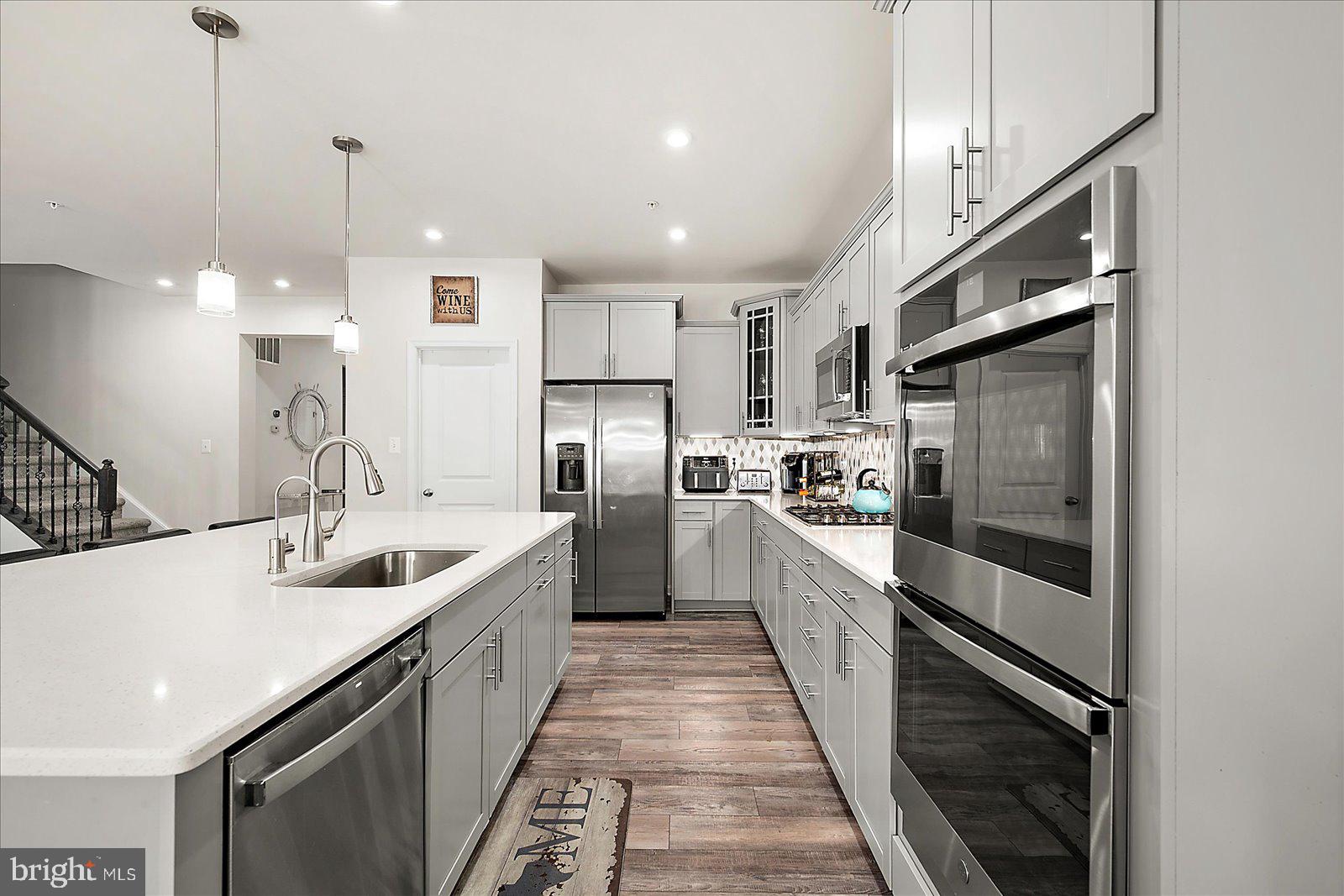 GLEN RIDDLE - Residential