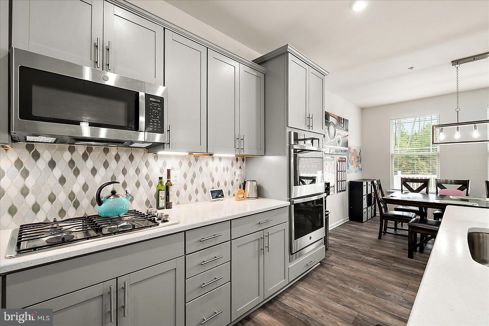 GLEN RIDDLE - Residential