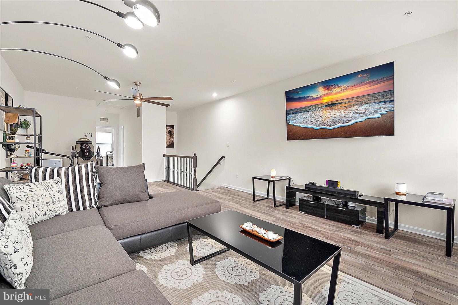 GLEN RIDDLE - Residential