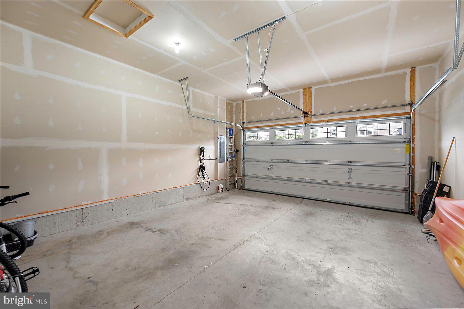 GLEN RIDDLE - Residential