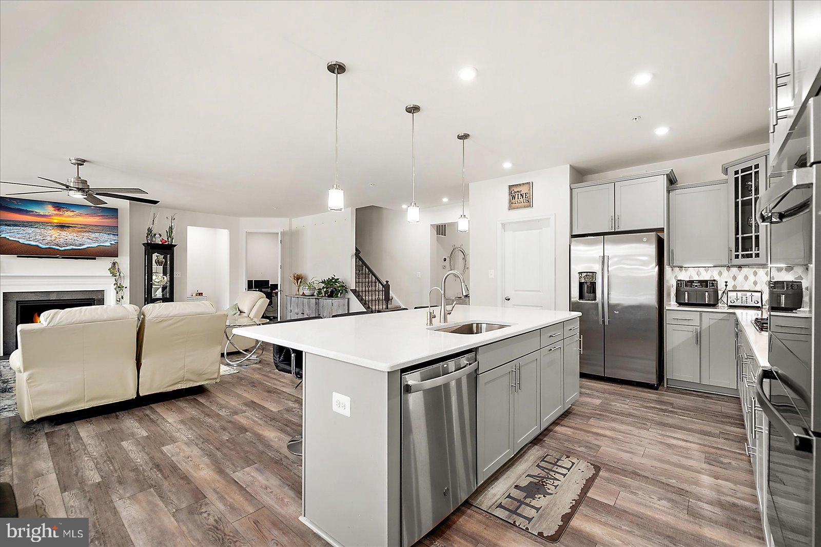 GLEN RIDDLE - Residential