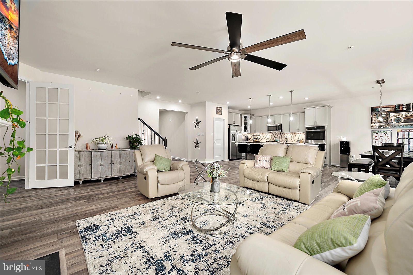 GLEN RIDDLE - Residential