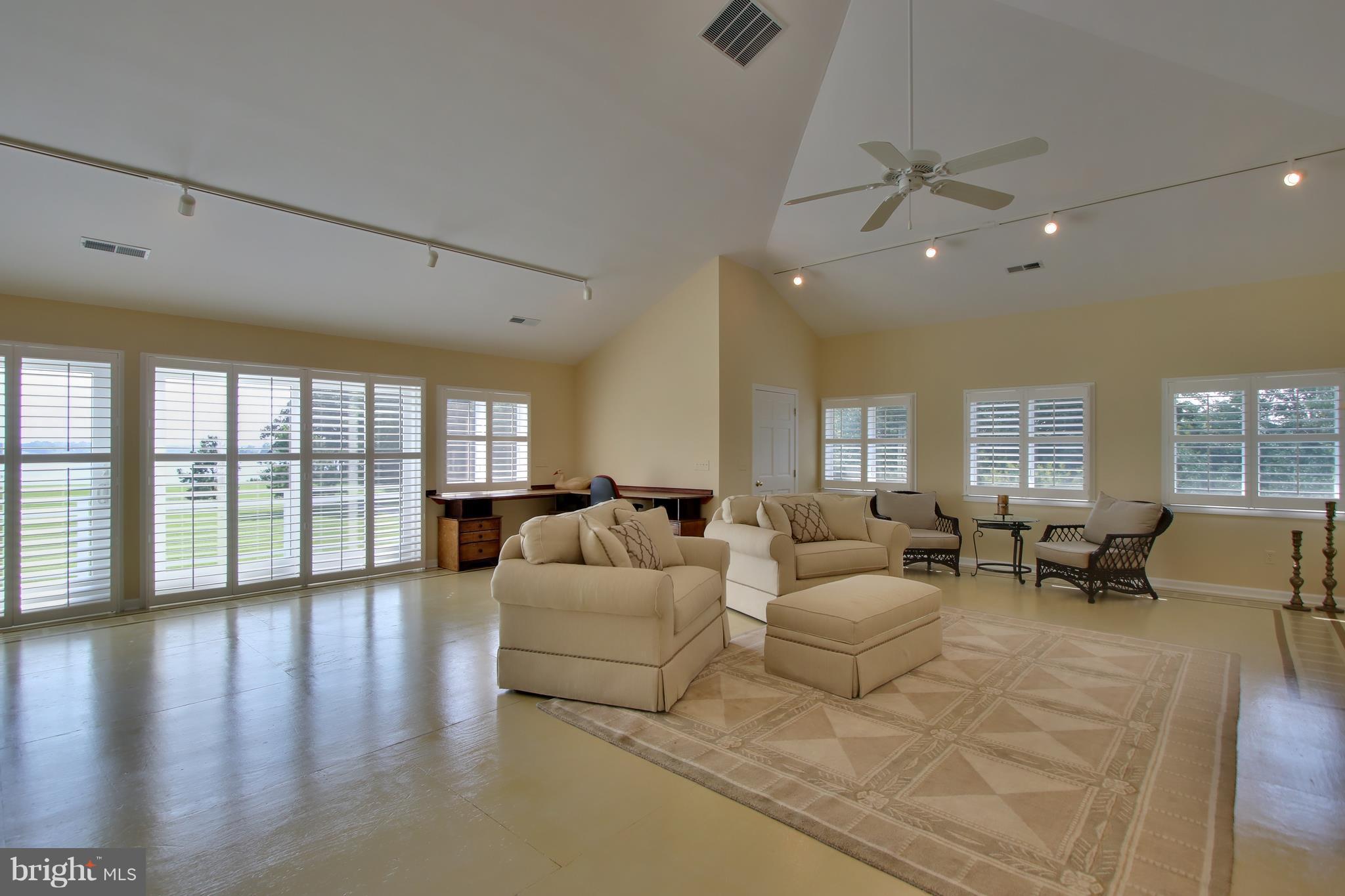 POSSUM POINT FARM - Residential