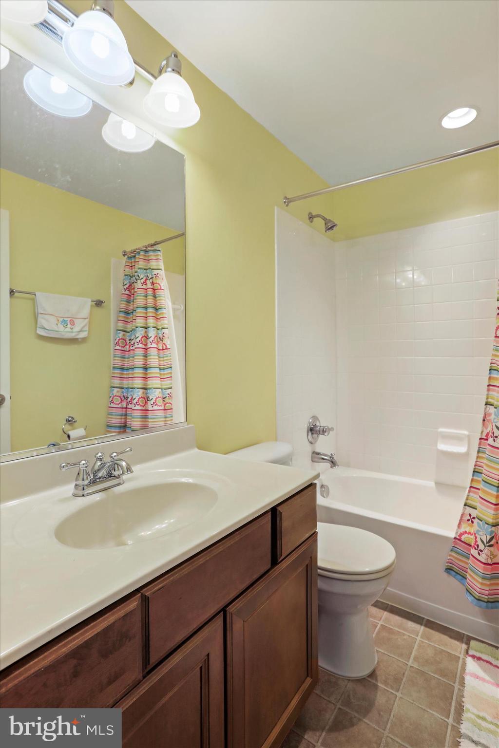 DEMORY FARM - Residential