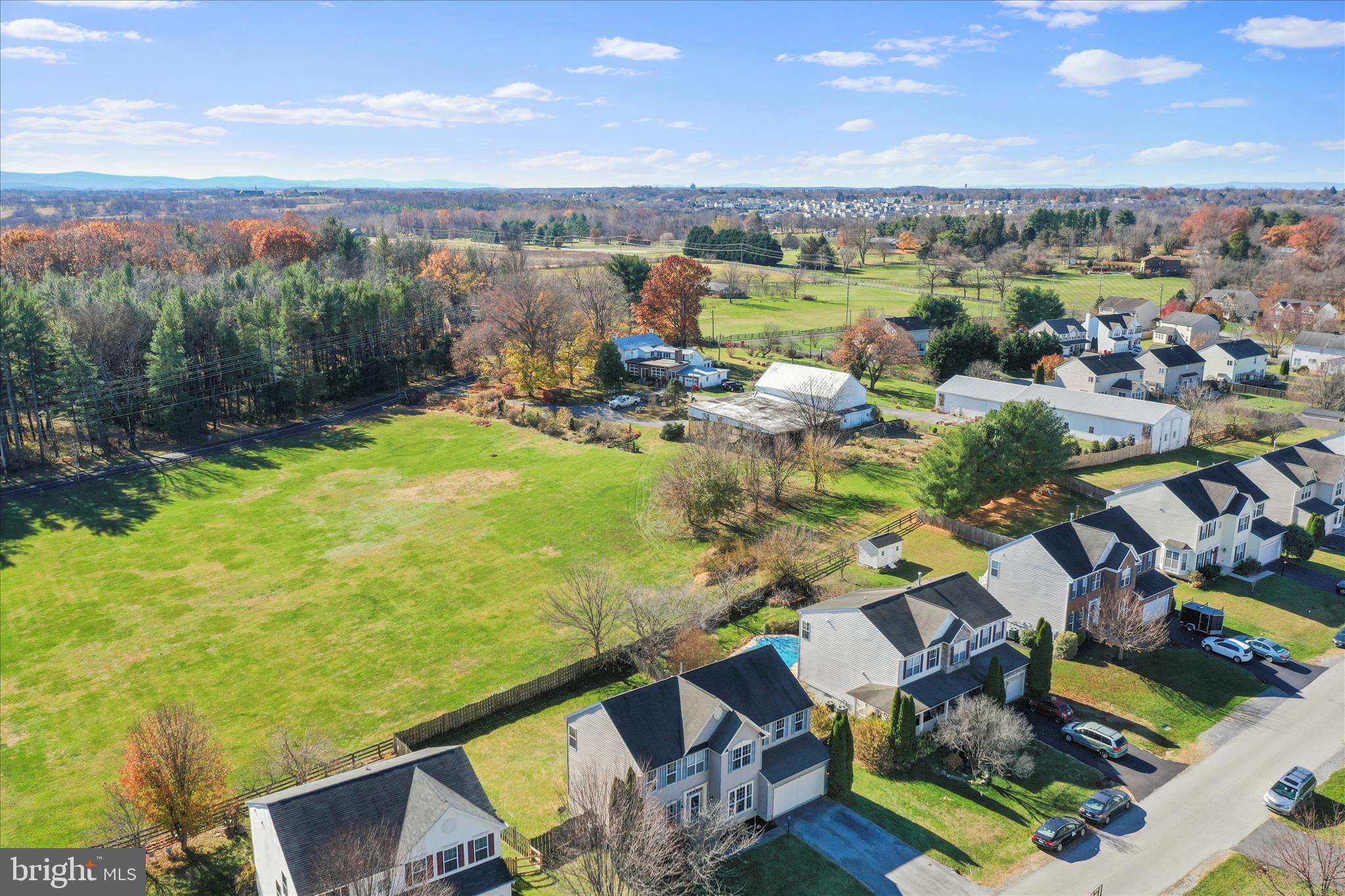 DEMORY FARM - Residential