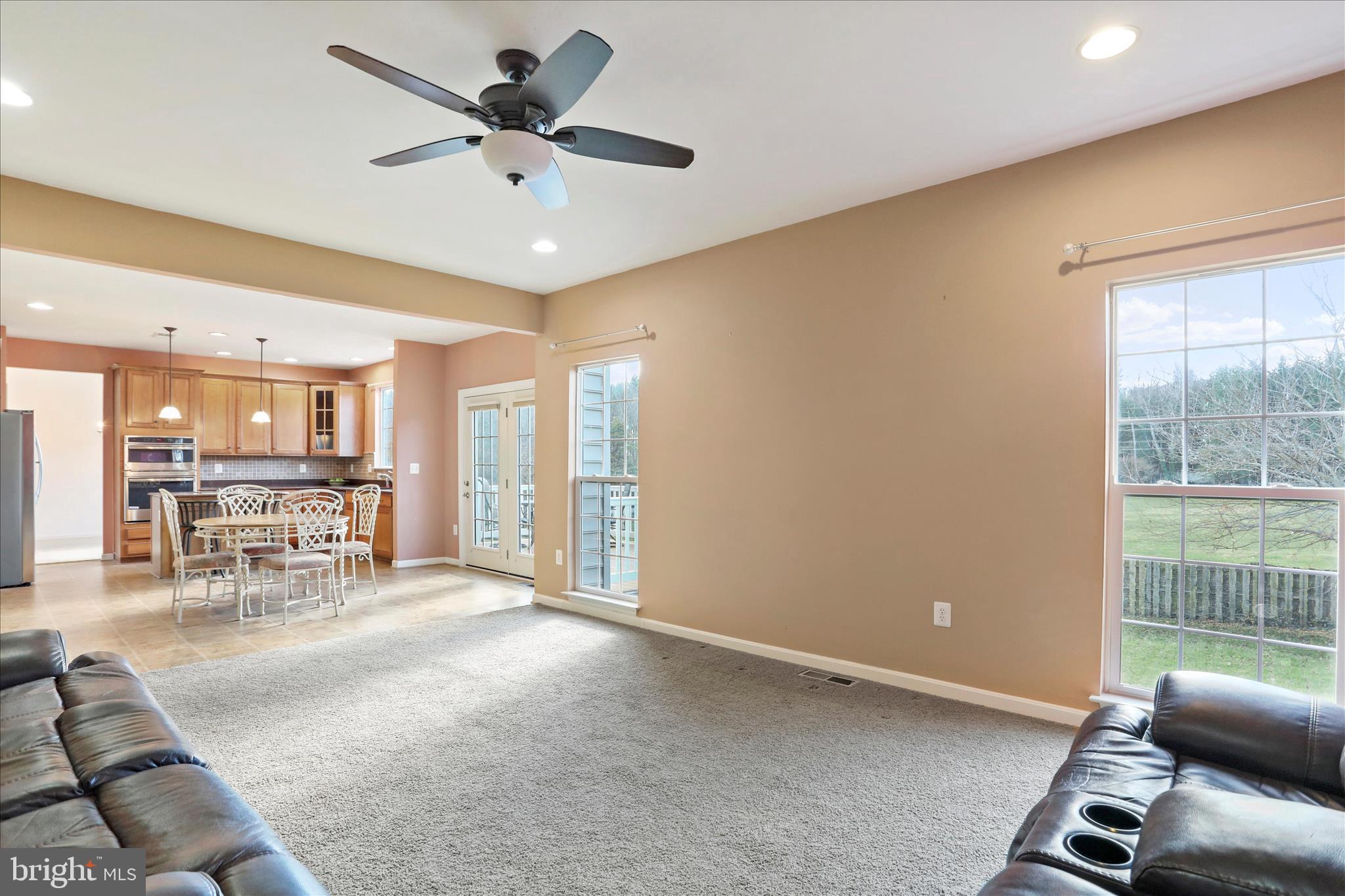 DEMORY FARM - Residential