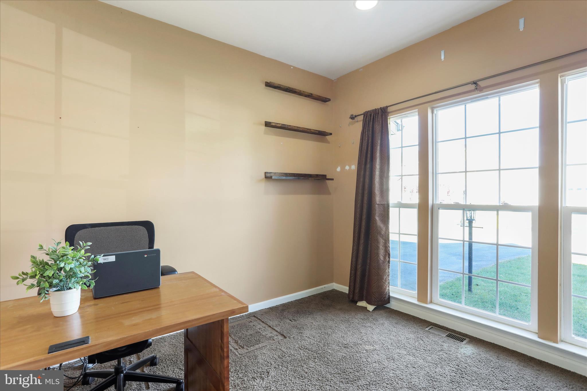 DEMORY FARM - Residential