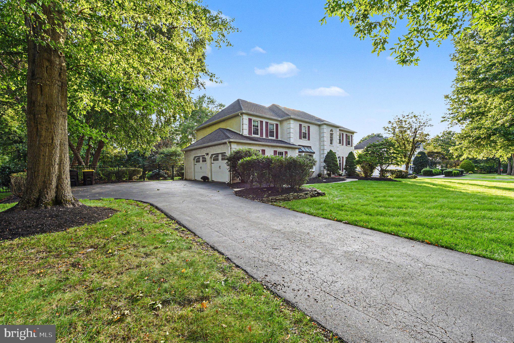 1870 MEREDITH LANE