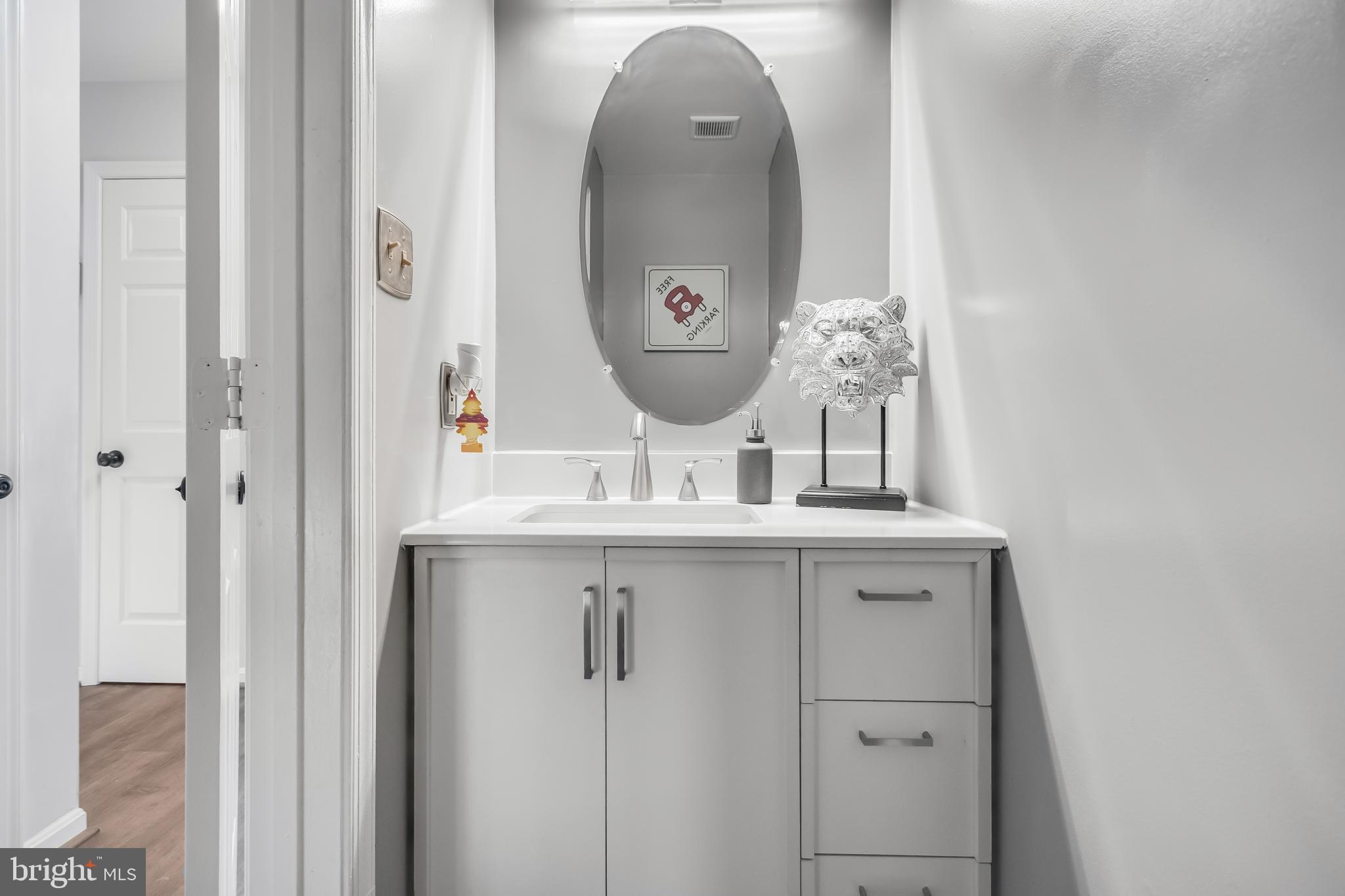 CHELTENHAM WOODS - Residential