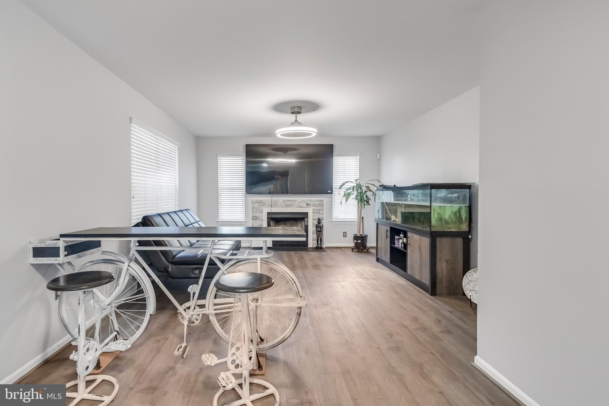 CHELTENHAM WOODS - Residential