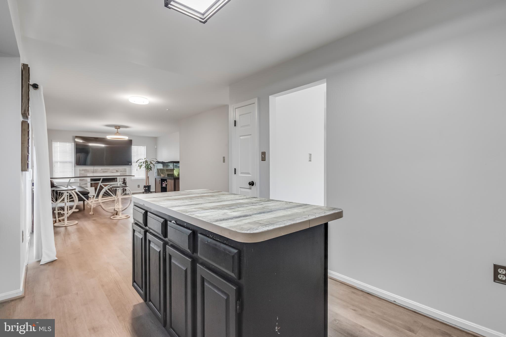 10700 WEMBROUGH PLACE