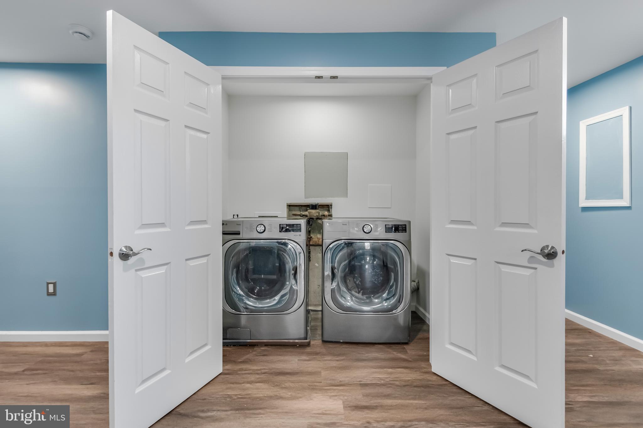 CHELTENHAM WOODS - Residential