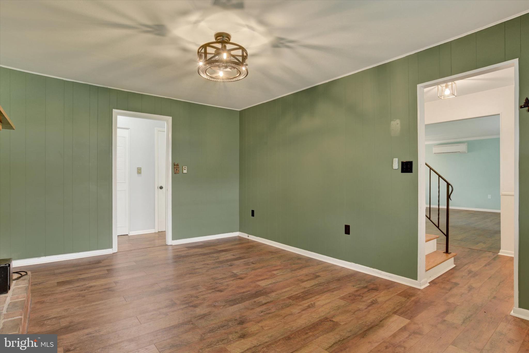 MONROE ACRES - Residential