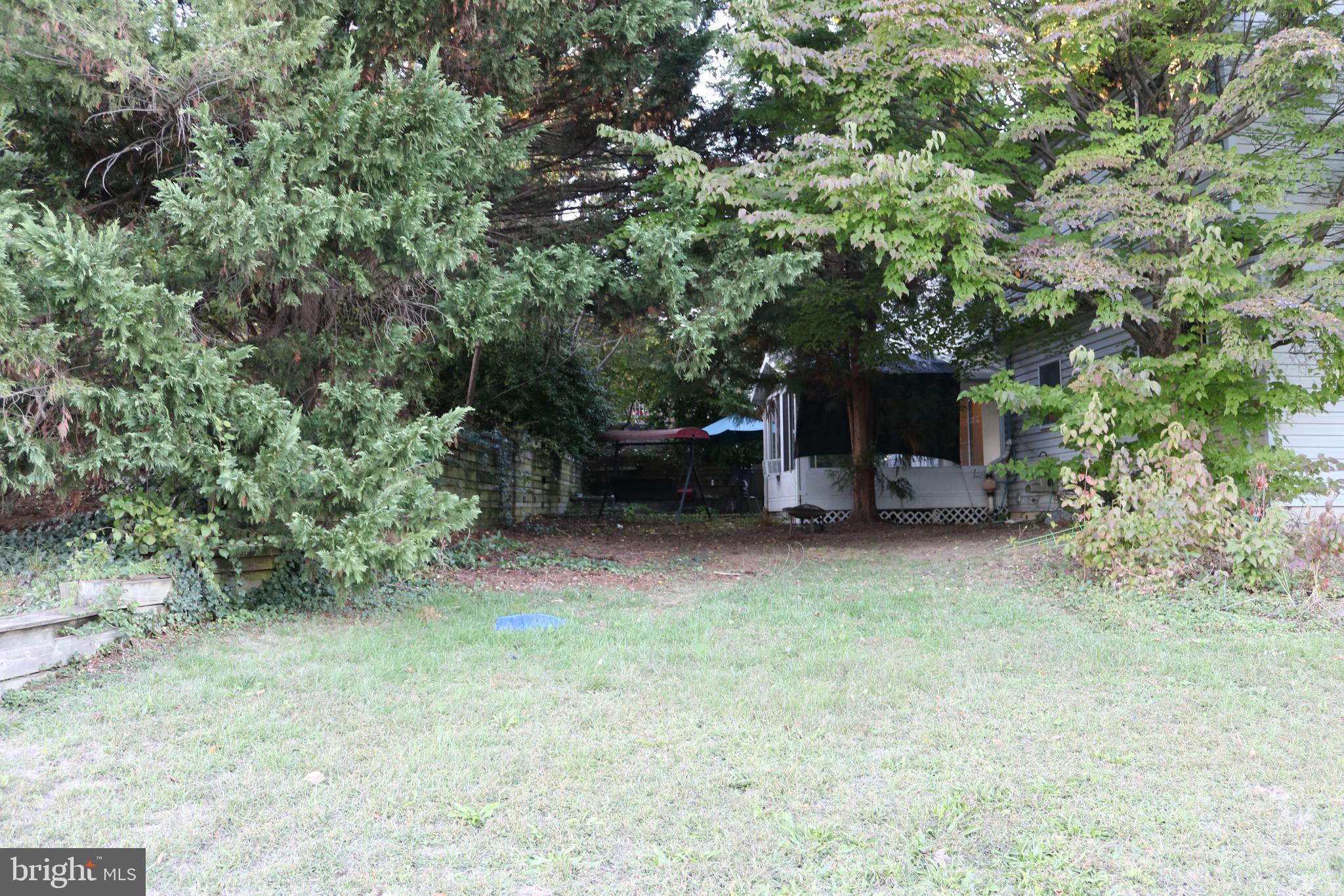 LAUREL HILLS - Residential