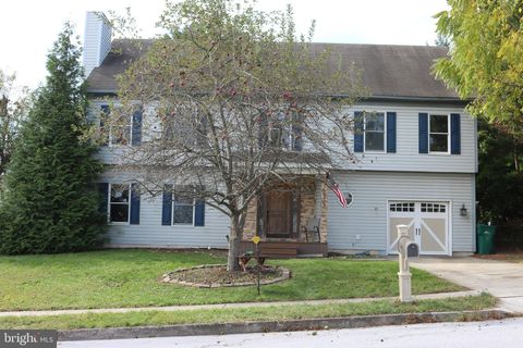 815 APPLETREE LANE MECHANICSBURG PA 17050