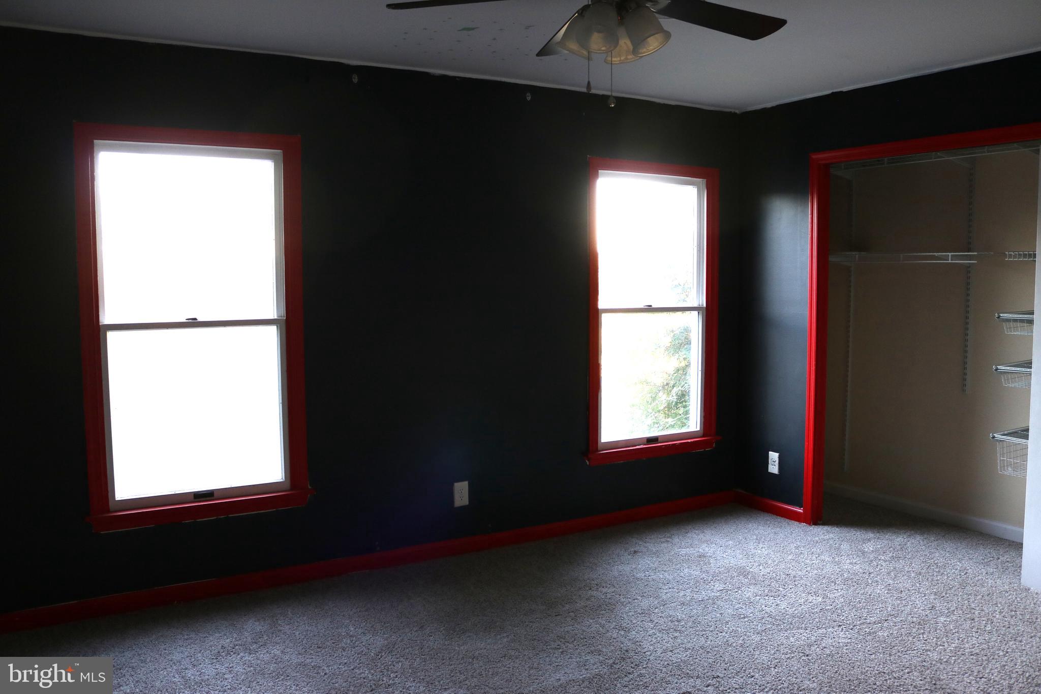 LAUREL HILLS - Residential