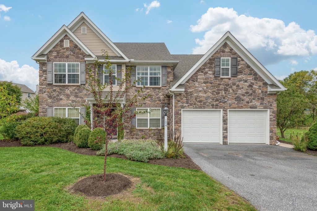 Photo of 104 Tinsmith Lane, STRASBURG, PA 17579 (MLS # PALA2057478)
