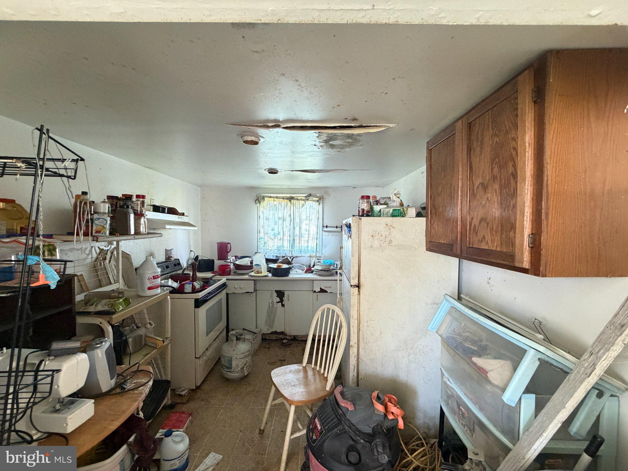 201 BOUNDARY AVENUE