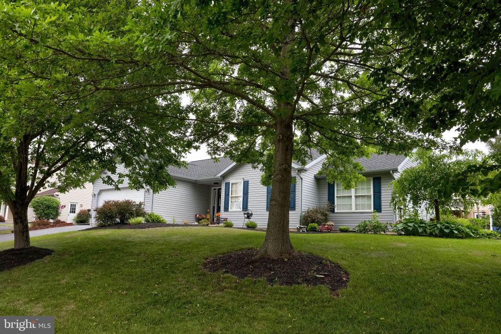 Photo of 20 Rosemont Drive, DENVER, PA 17517 (MLS # PALA2089120)