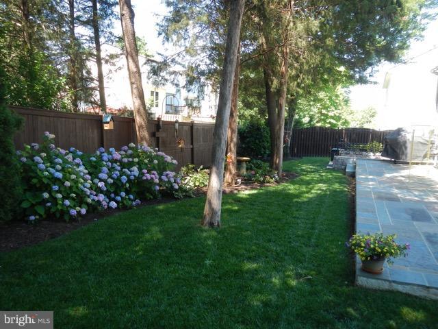 CEDAR KNOLL - Residential