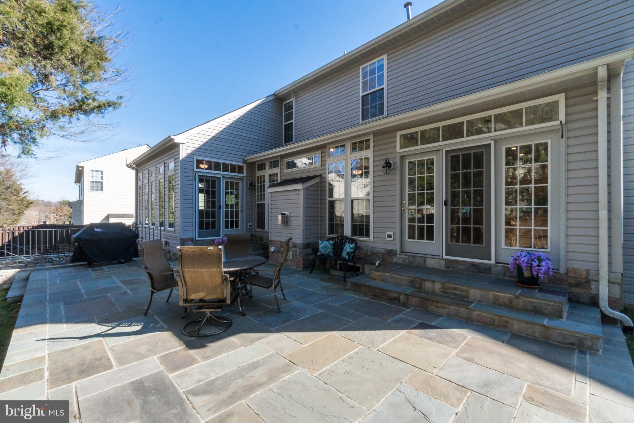 CEDAR KNOLL - Residential