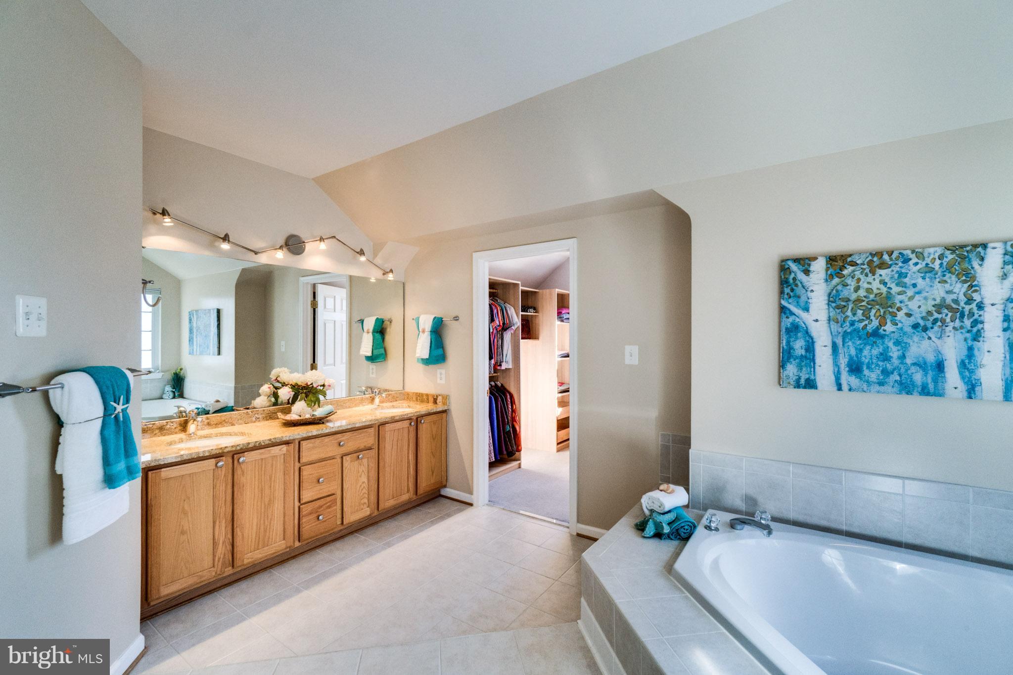 CEDAR KNOLL - Residential