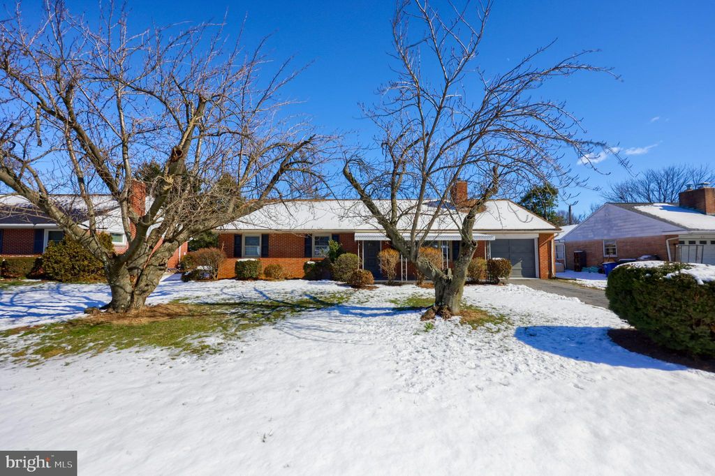 Photo of 63 Linda Avenue, Lancaster, PA 17602 (MLS # PALA2047048)