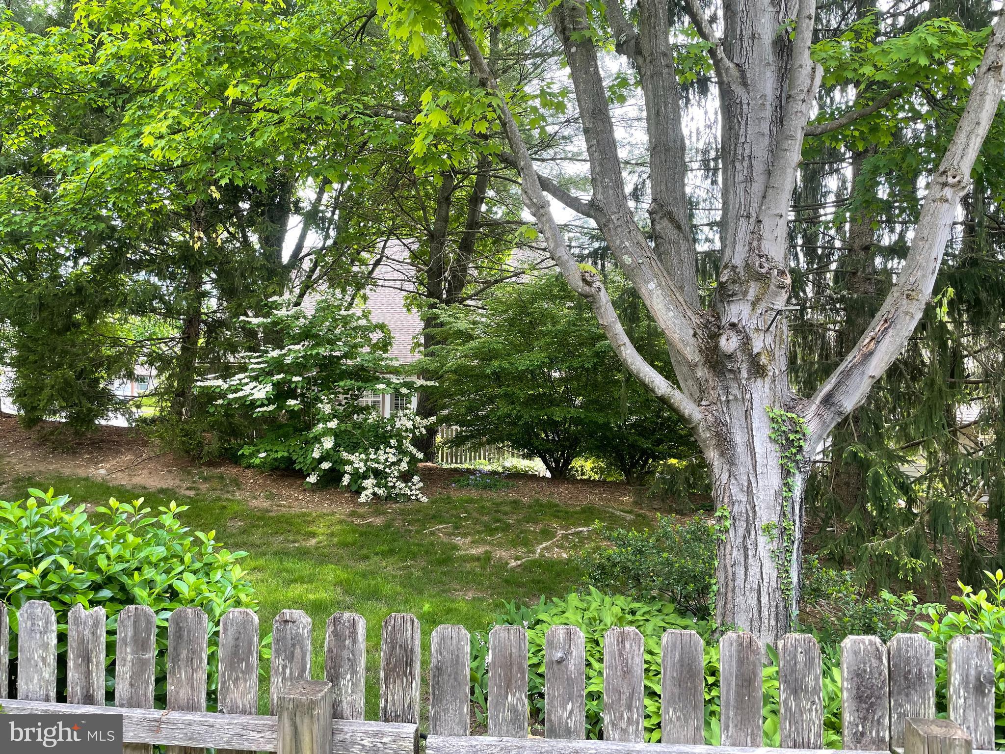 THE HIGHLANDS - Residential