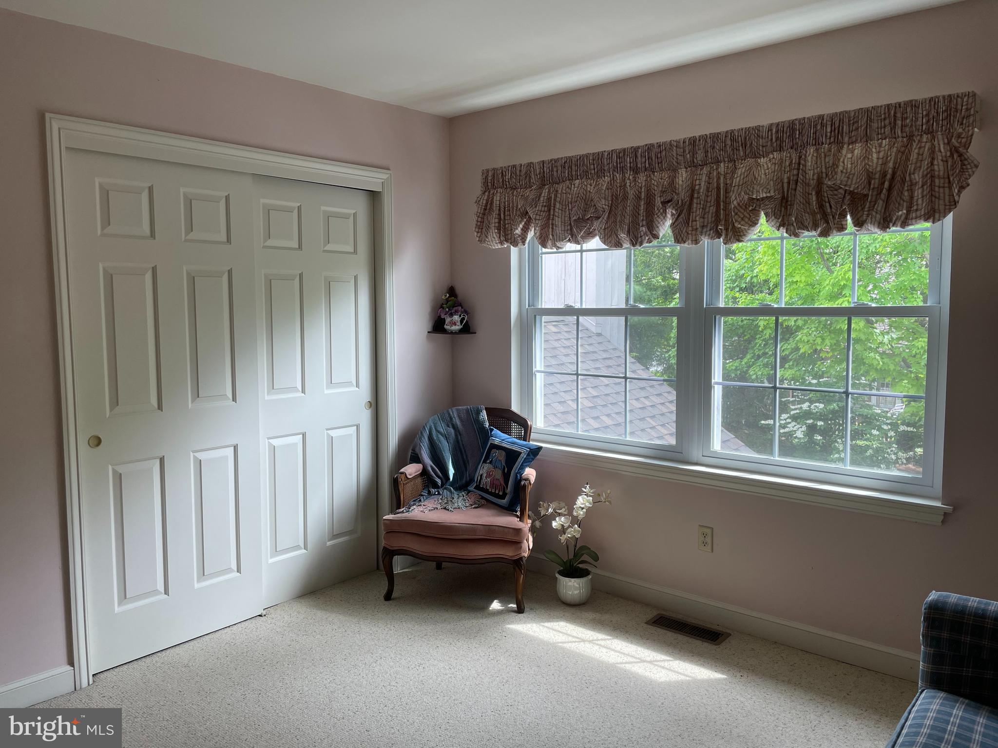 THE HIGHLANDS - Residential