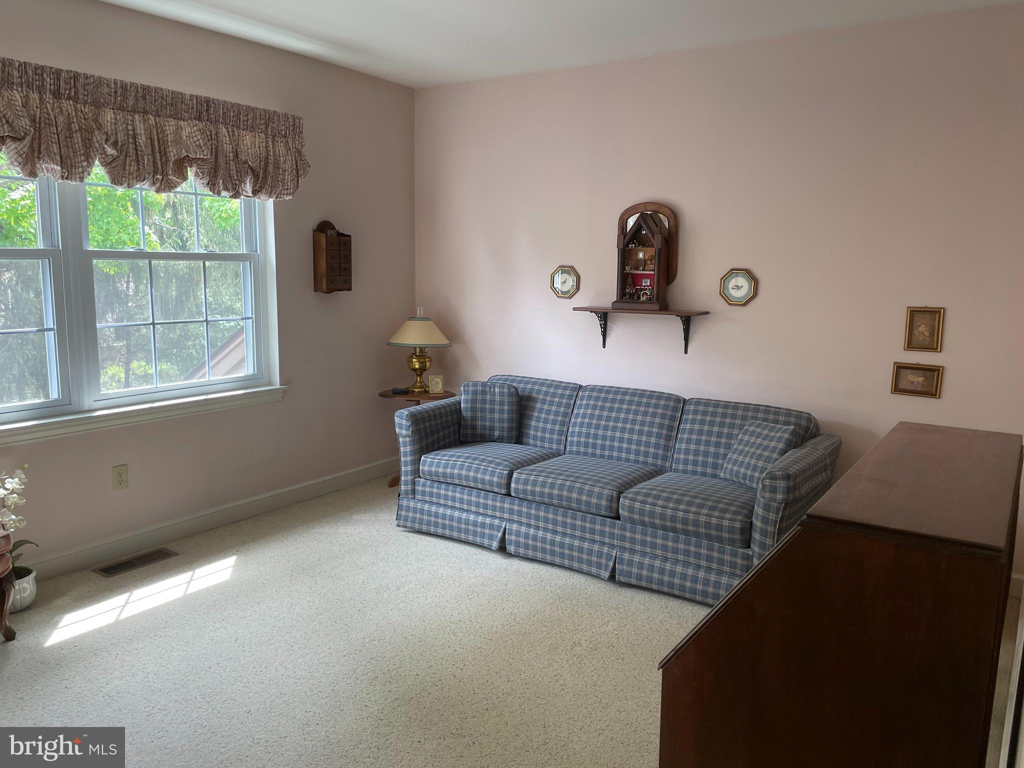 THE HIGHLANDS - Residential