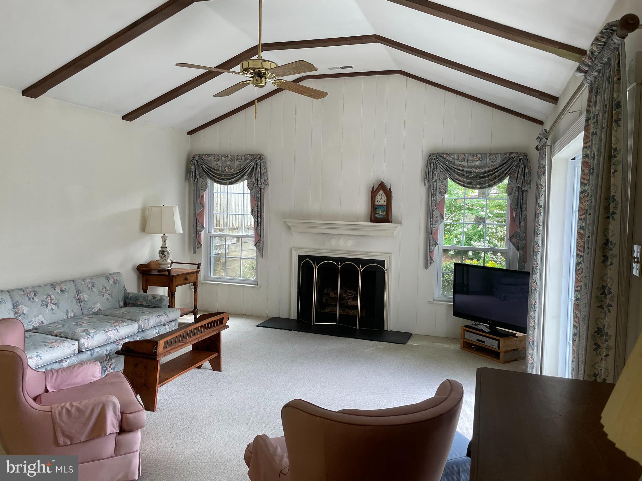 THE HIGHLANDS - Residential