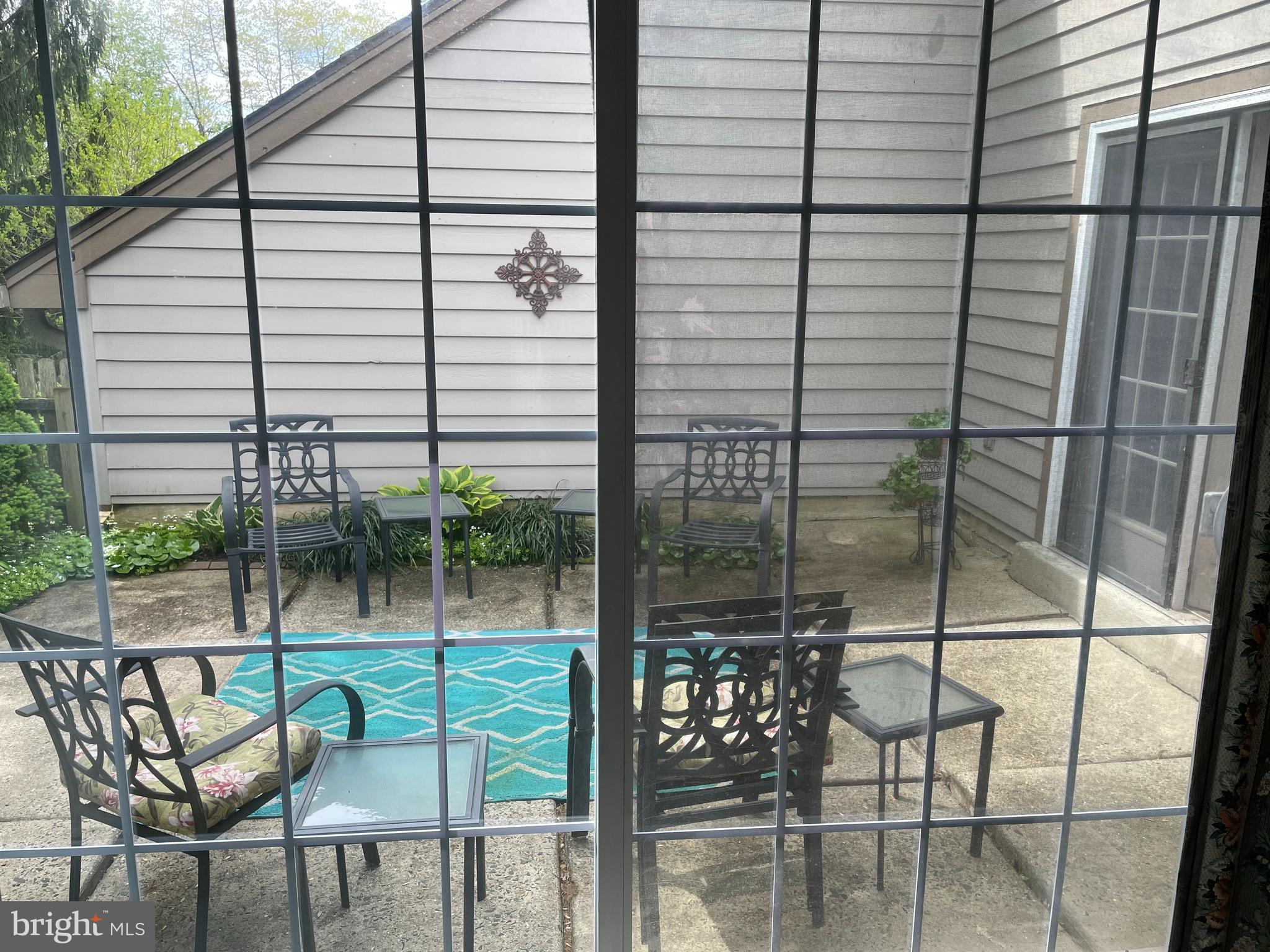 THE HIGHLANDS - Residential